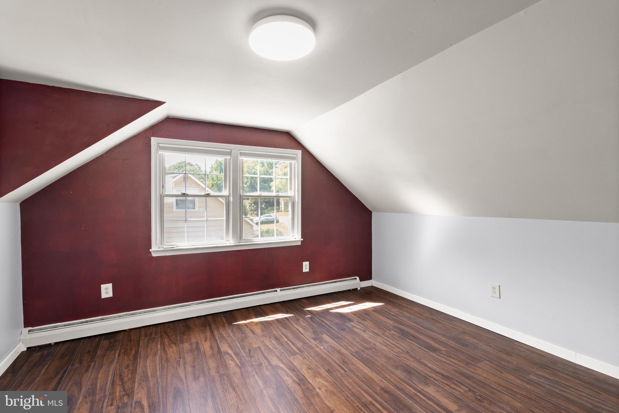 13303 Kenny Road Woodbridge, VA 22193 - Photo 31 of 57 Second bedroom up-stair