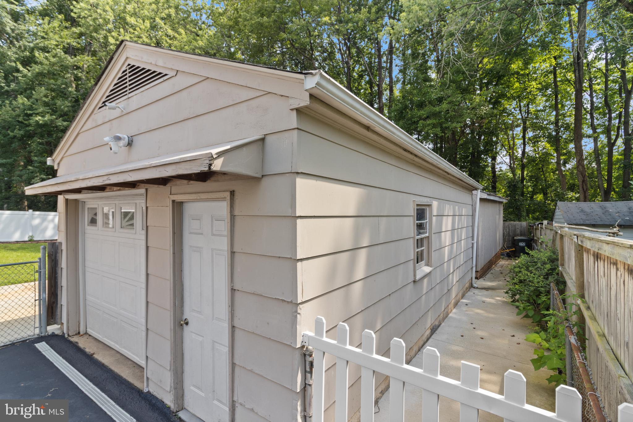 13303 Kenny Road Woodbridge, VA 22193 - Photo 49 of 57 Gallery Image 49