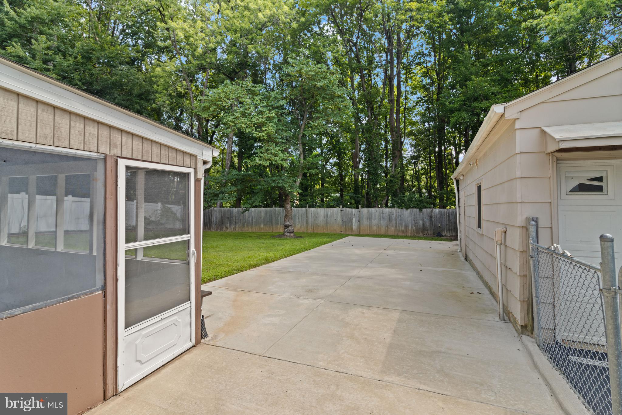 13303 Kenny Road Woodbridge, VA 22193 - Photo 50 of 57 Patio