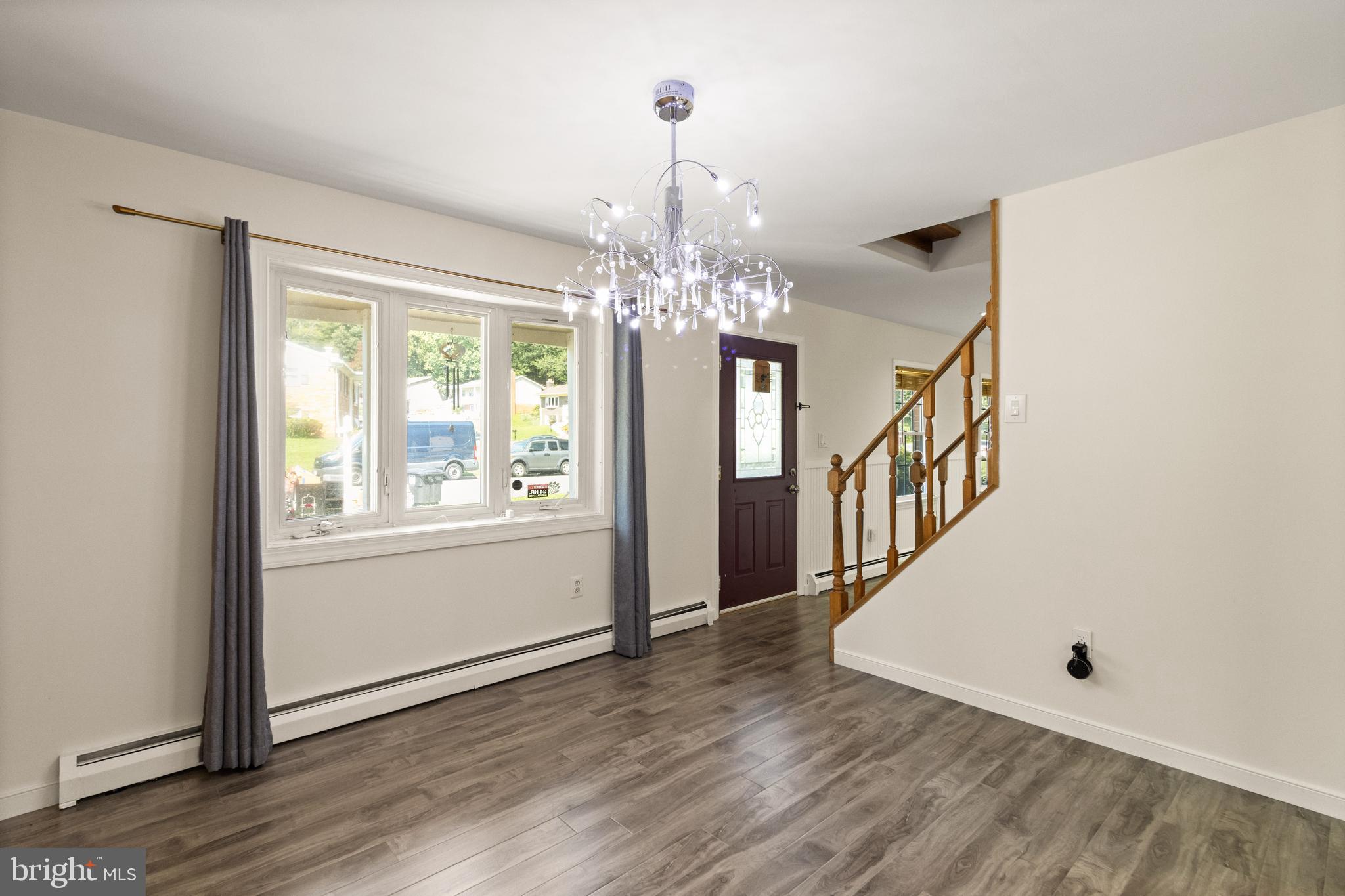13303 Kenny Road Woodbridge, VA 22193 - Photo 10 of 57 Dinning room