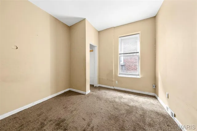 $134,900 | 3018 Texas Avenue, St. Louis, MO 63118