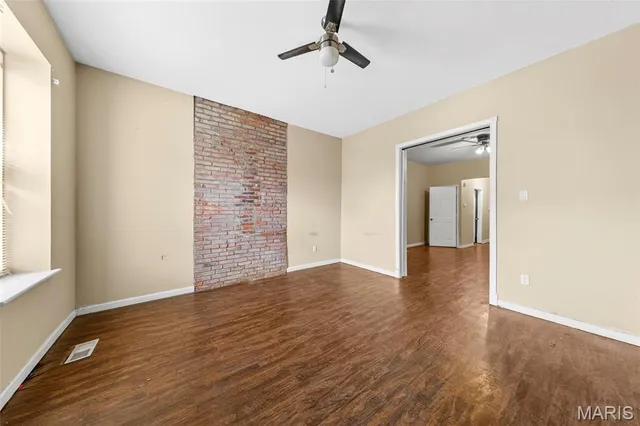 $134,900 | 3018 Texas Avenue, St. Louis, MO 63118