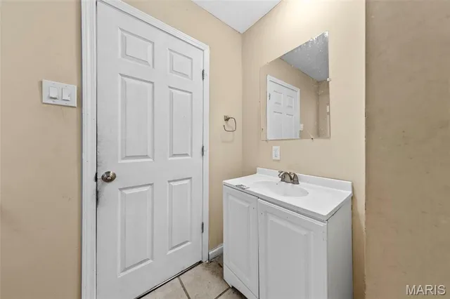 $134,900 | 3018 Texas Avenue, St. Louis, MO 63118