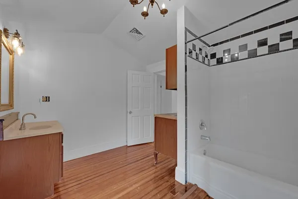 $2,450 | 22 School Street, Unit 1, Southbridge, MA 01550