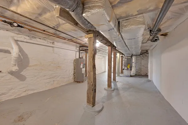 $2,450 | 22 School Street, Unit 1, Southbridge, MA 01550