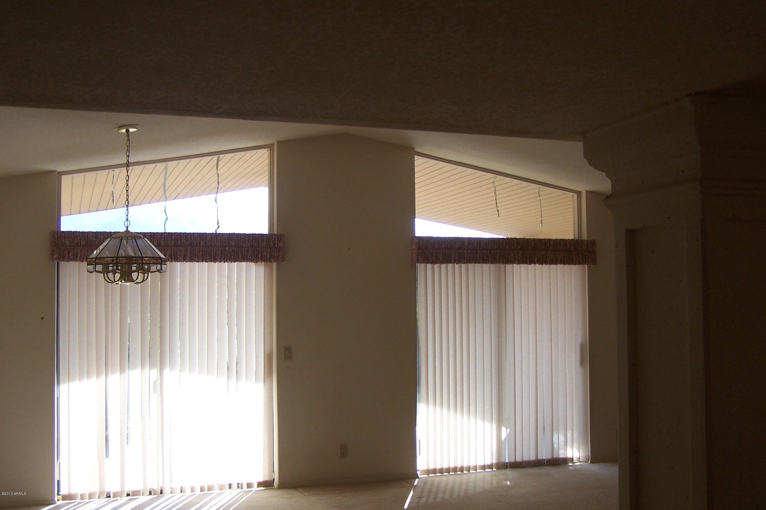 2029 South Sixshooter Road Apache Junction, AZ 85119 - Photo 5 of 28 Great Room