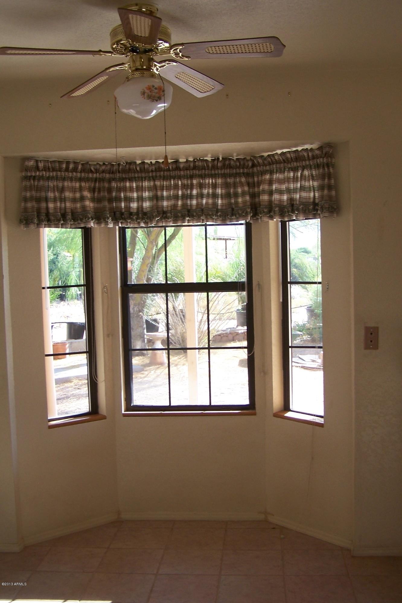 2029 South Sixshooter Road Apache Junction, AZ 85119 - Photo 8 of 28 Bay Window Eat In Kitchen Area