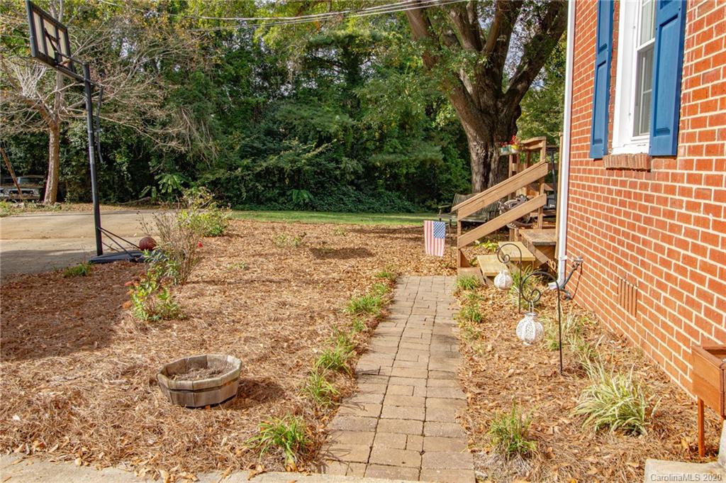 115 Brookhill Road Shelby, NC 28150 - Photo 3 of 14 Gallery Image 3