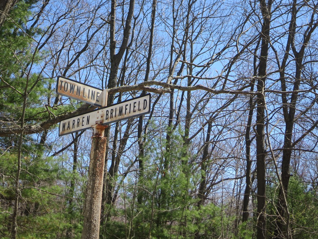 7 St George Road Brimfield, MA 01010 - Photo 3 of 8