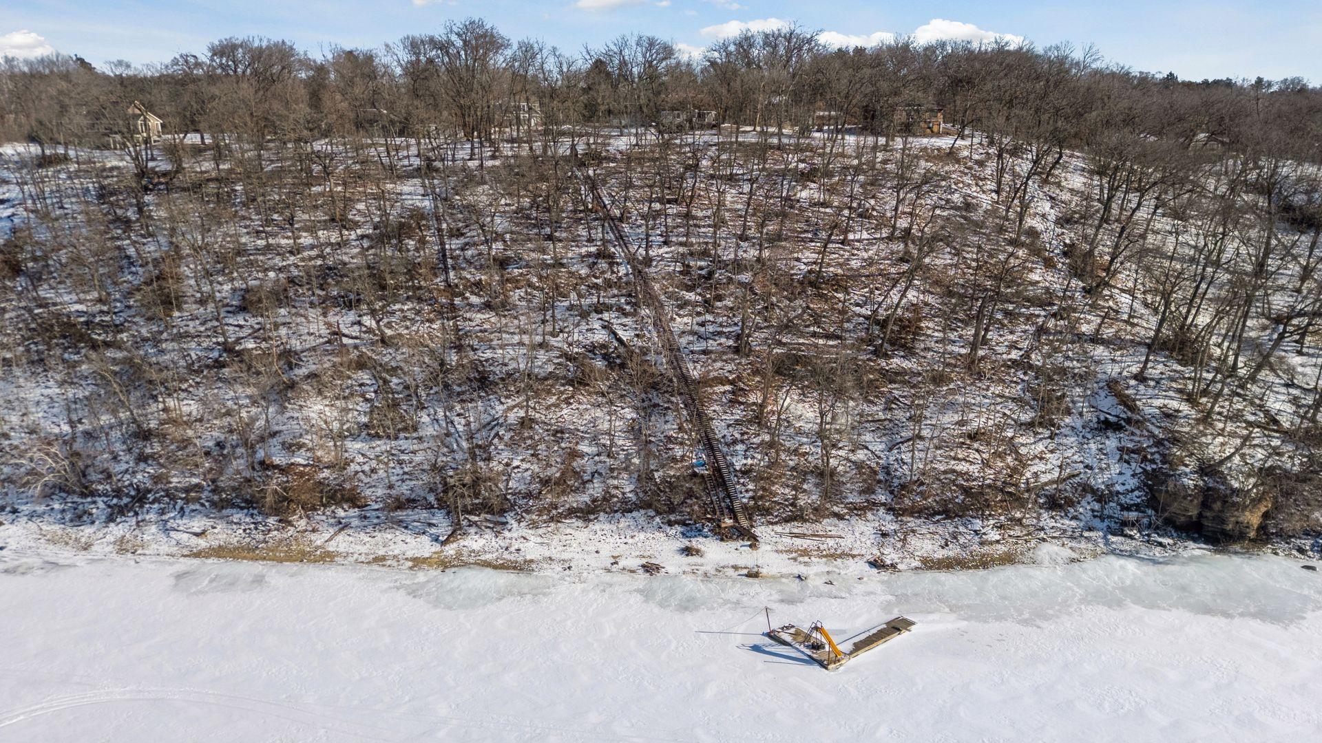 1436 Triangle Drive Houlton, WI 54082 - Photo 2 of 28