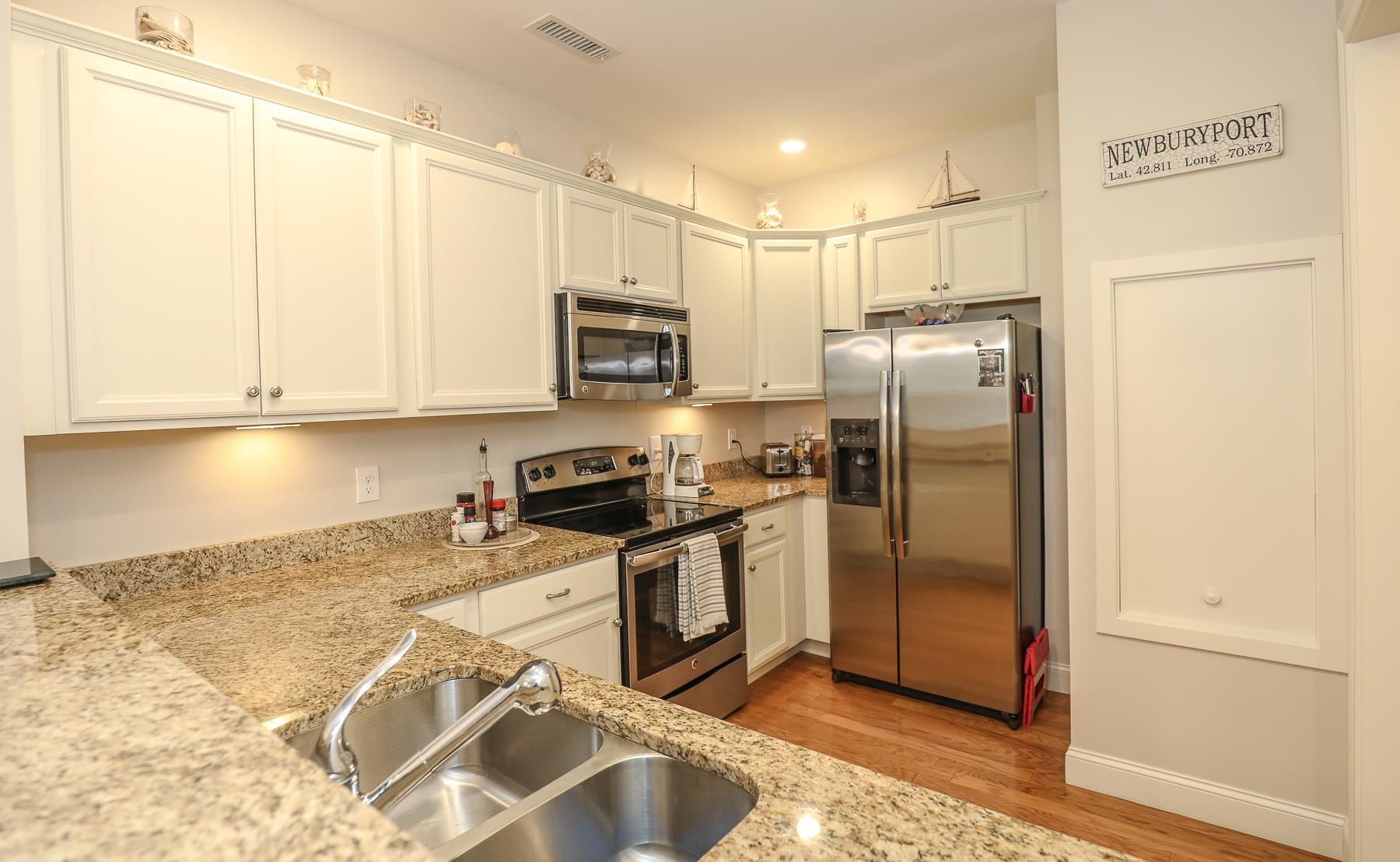 12 Braemoor Woods Road, Unit 106 Salem, NH 03079 - Photo 15 of 39