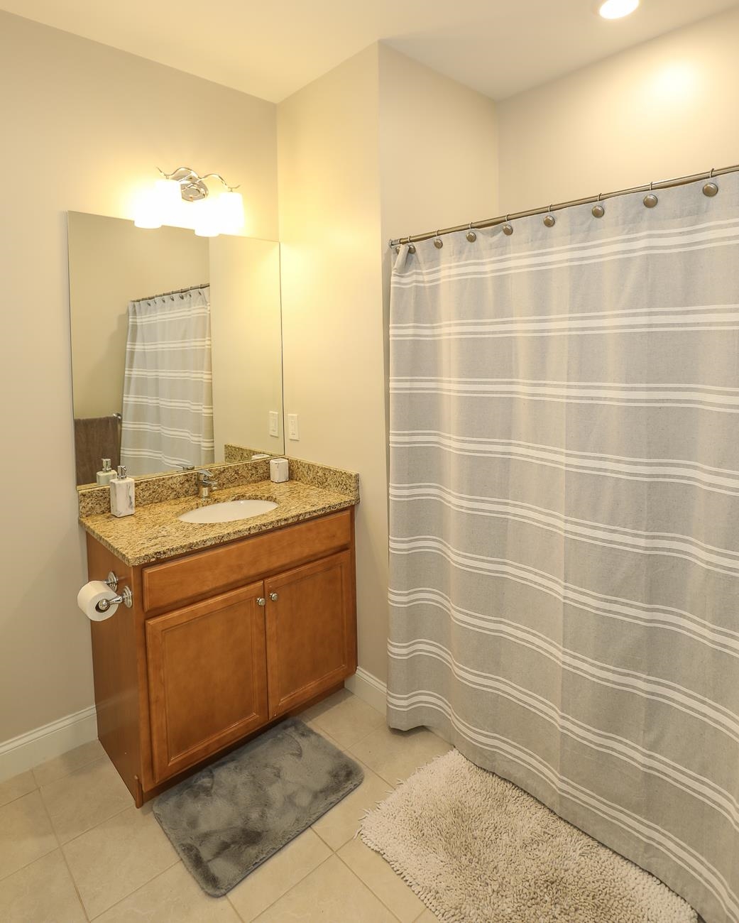 12 Braemoor Woods Road, Unit 106 Salem, NH 03079 - Photo 27 of 39