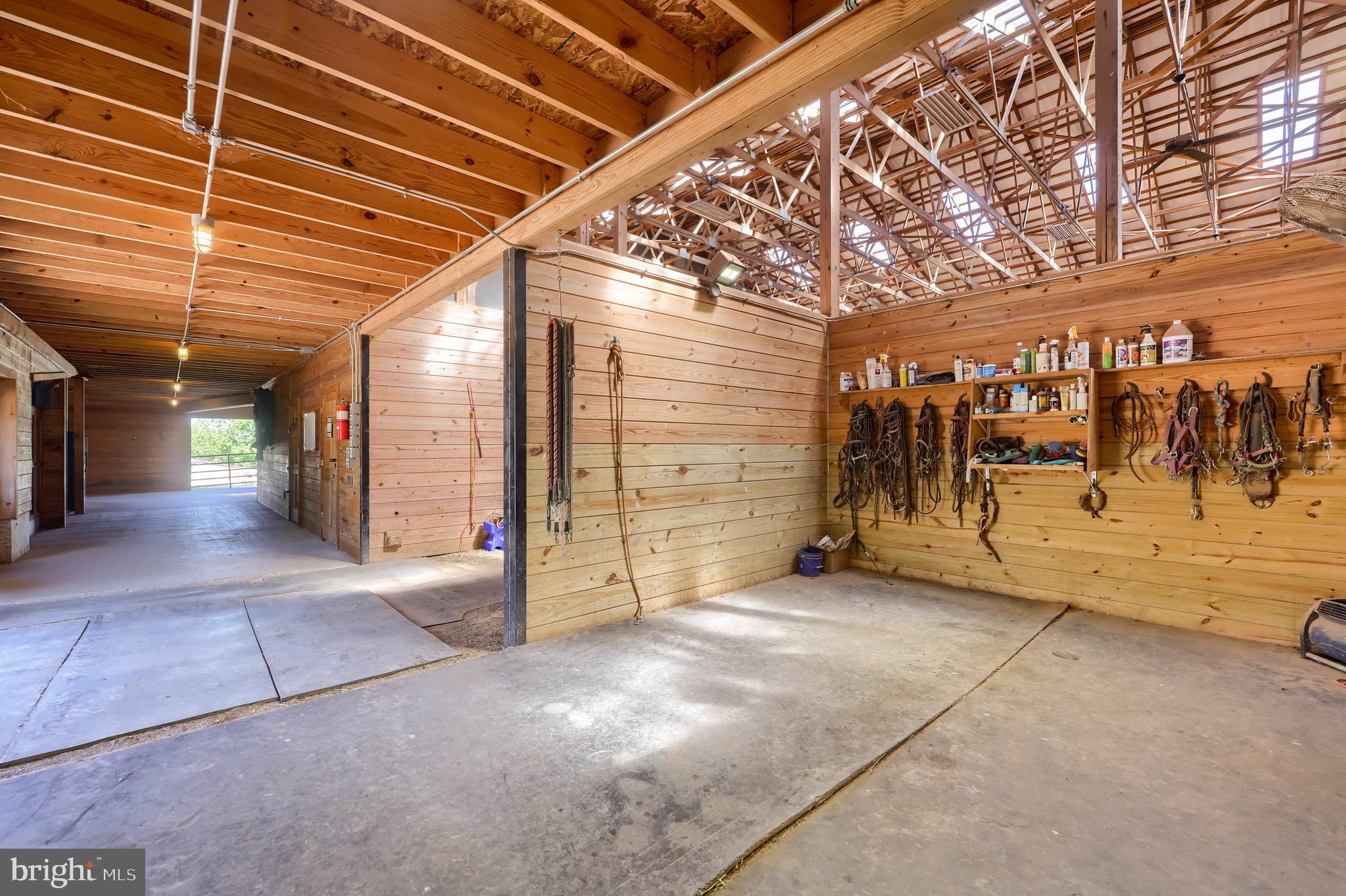 310 Mail Rte Road Sinking Spring, PA 19608 - Photo 33 of 42 a view of a garage