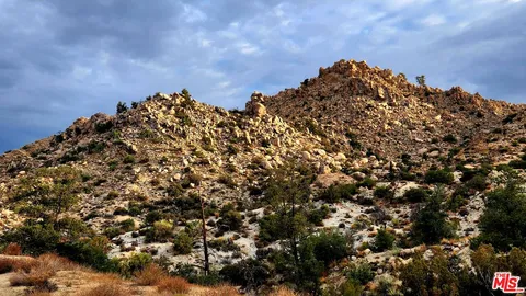 $619,000 | 10 West Omega Trail, Yucca Valley, CA 92284