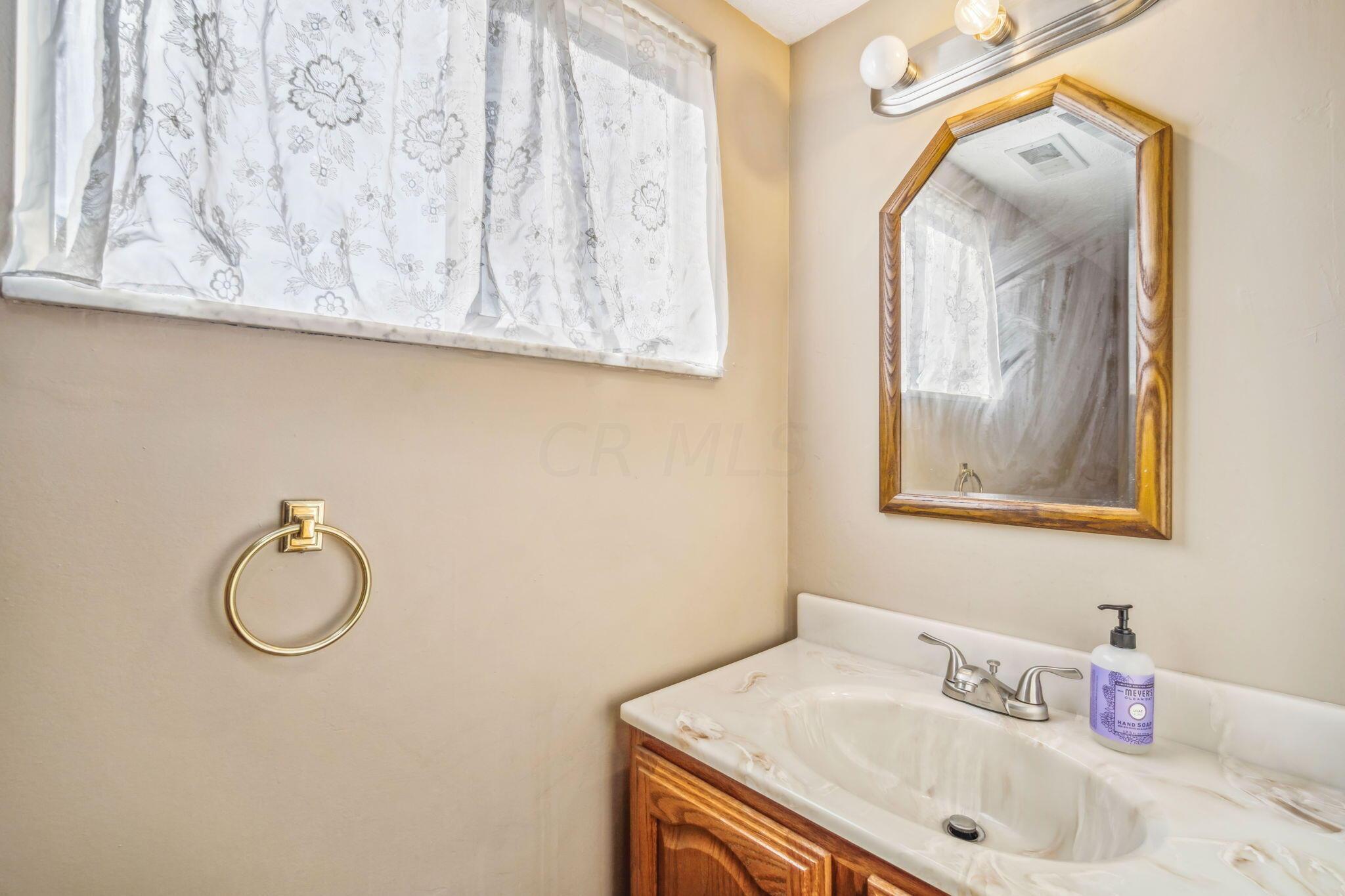 3475 Fox Run Road Westerville, OH 43081 - Photo 27 of 42 27-web-or-mls-3475-fox-run-rd