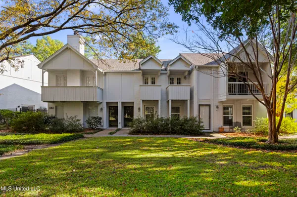 $280,000 | 550 Post Road, Unit 205, Ridgeland, MS 39157