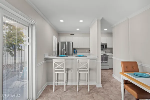 $280,000 | 550 Post Road, Unit 205, Ridgeland, MS 39157