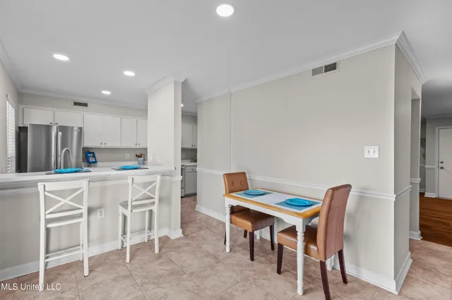 $280,000 | 550 Post Road, Unit 205, Ridgeland, MS 39157