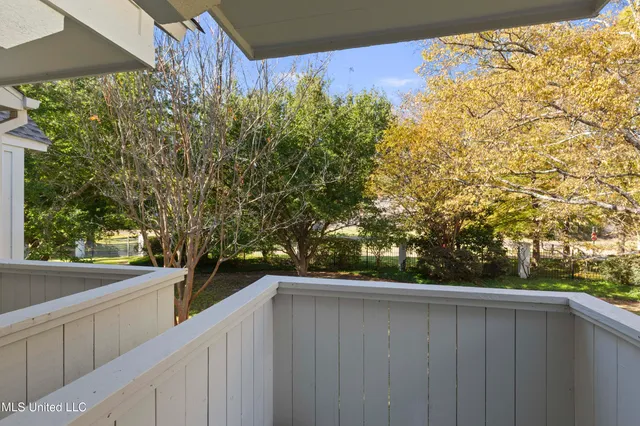 $280,000 | 550 Post Road, Unit 205, Ridgeland, MS 39157