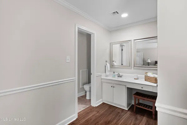 $280,000 | 550 Post Road, Unit 205, Ridgeland, MS 39157