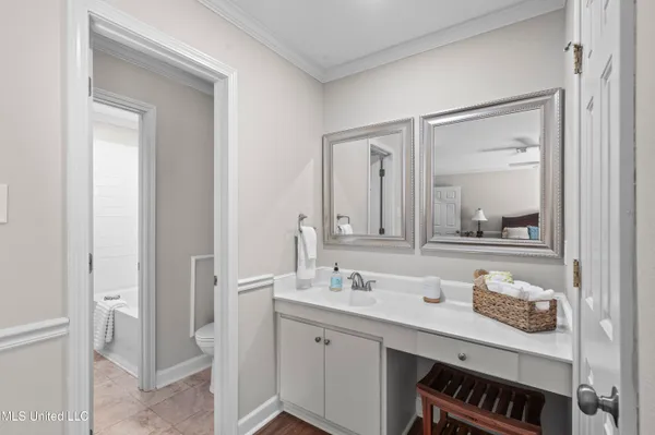 $280,000 | 550 Post Road, Unit 205, Ridgeland, MS 39157