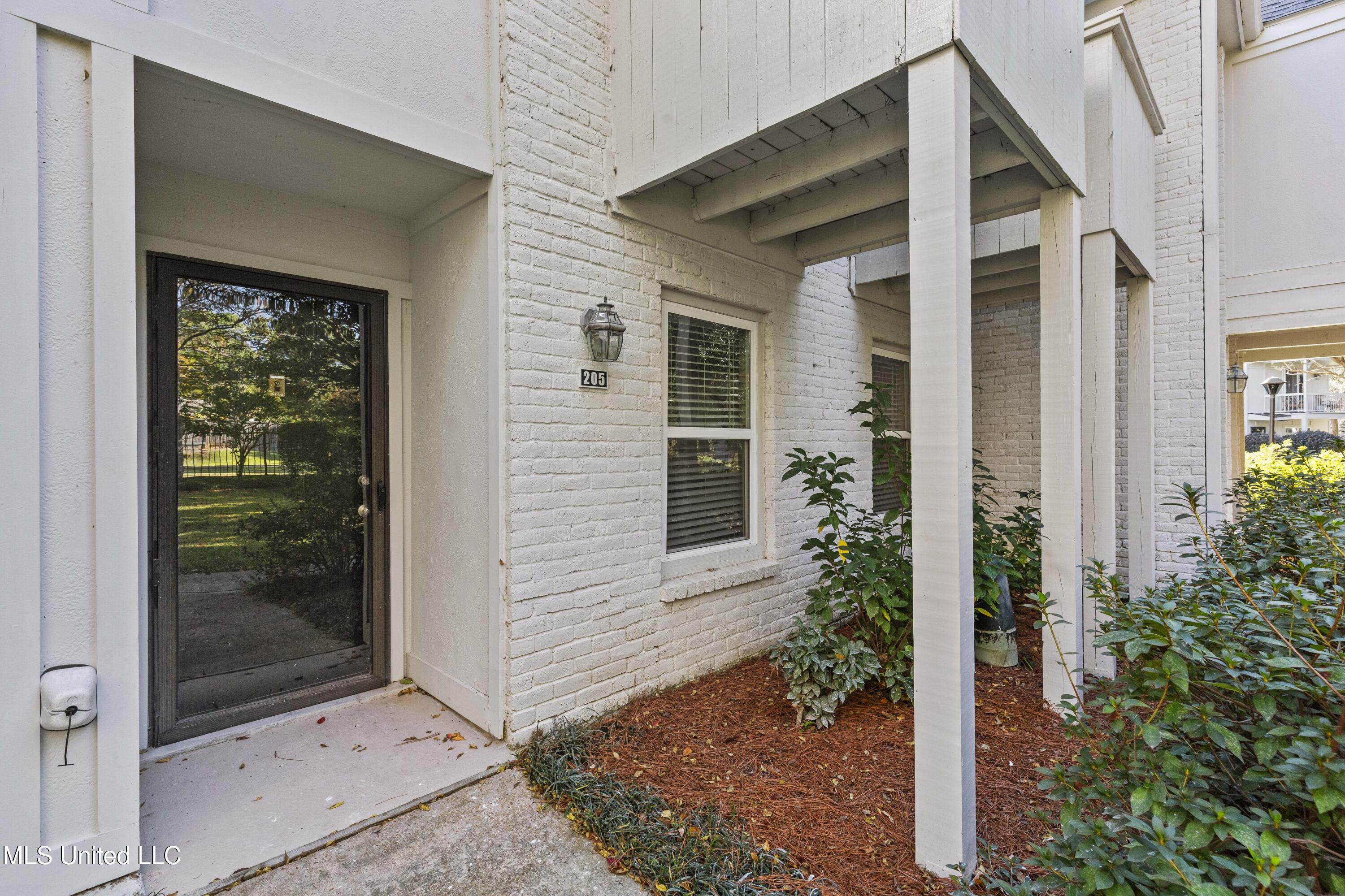 550 Post Road, Unit 205 Ridgeland, MS 39157 - Photo 56 of 71 Unit 205-64