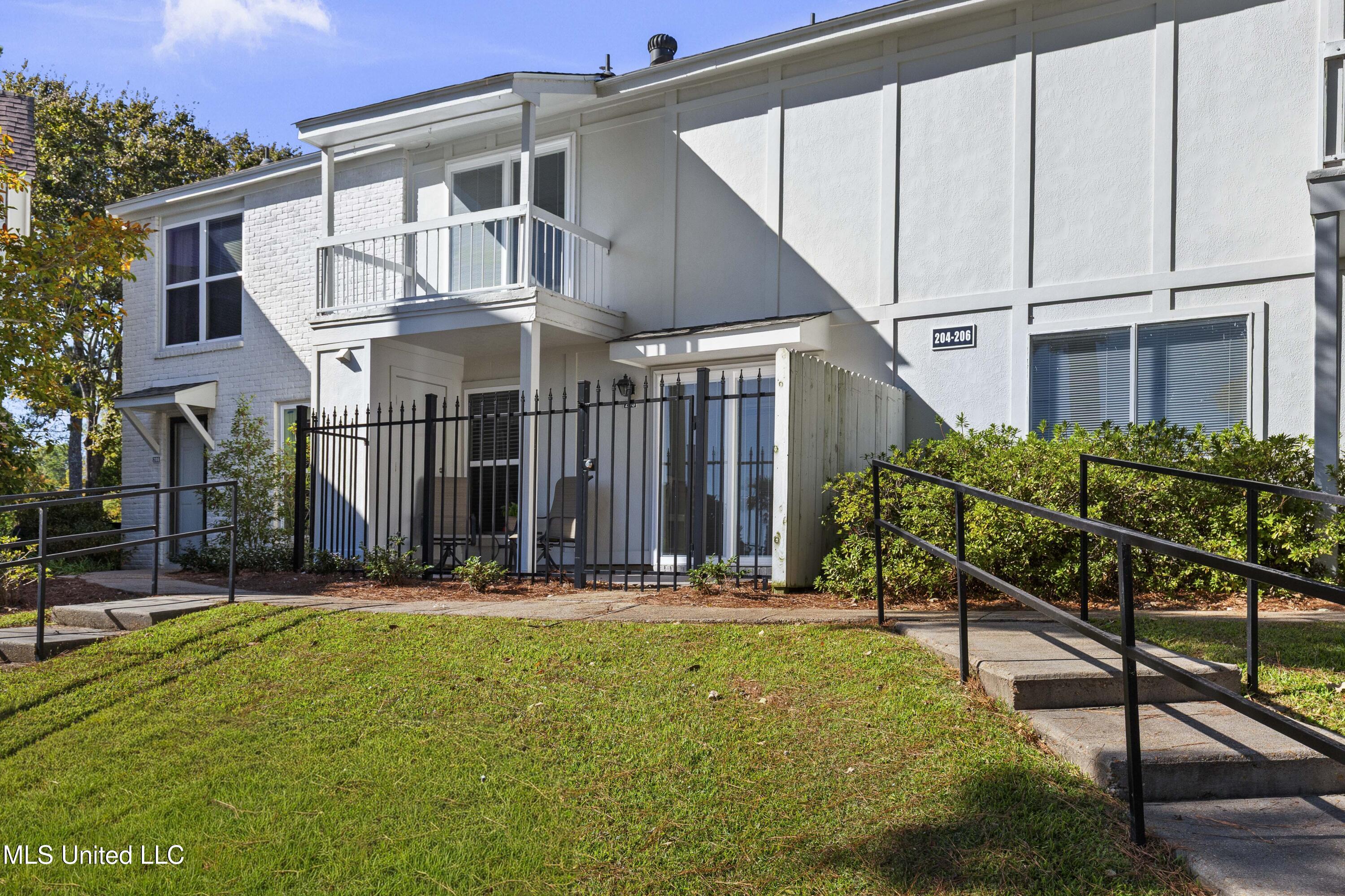 550 Post Road, Unit 205 Ridgeland, MS 39157 - Photo 67 of 71 Unit 205-3