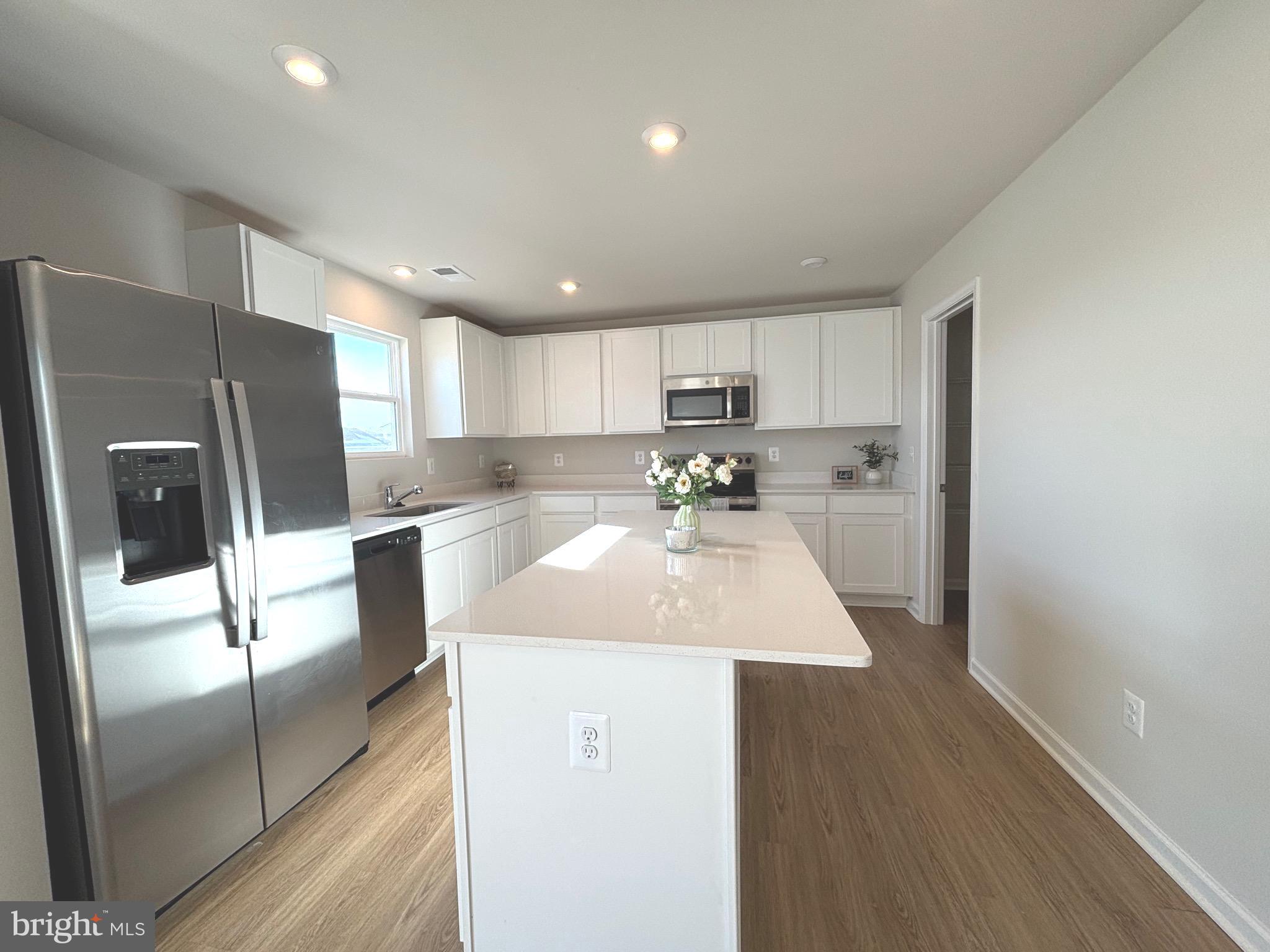 36 Patterson Road Charles Town, WV 25414 - Photo 6 of 37 Kitchen view