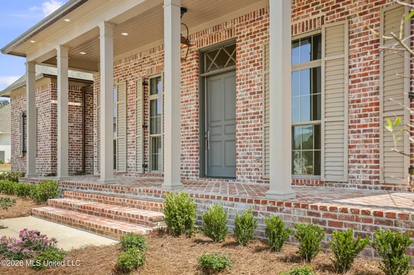 $1,038,900 | 208 Parke Drive, Ridgeland, MS 39157