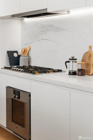 $2,695,000 | 1 Steuart Street, Unit 305, San Francisco, CA 94105