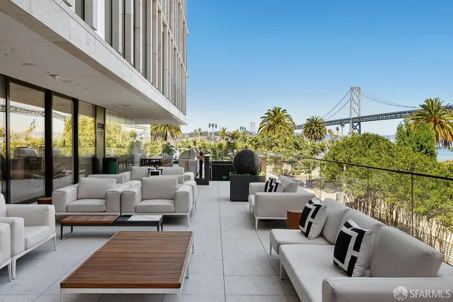 $2,695,000 | 1 Steuart Street, Unit 305, San Francisco, CA 94105