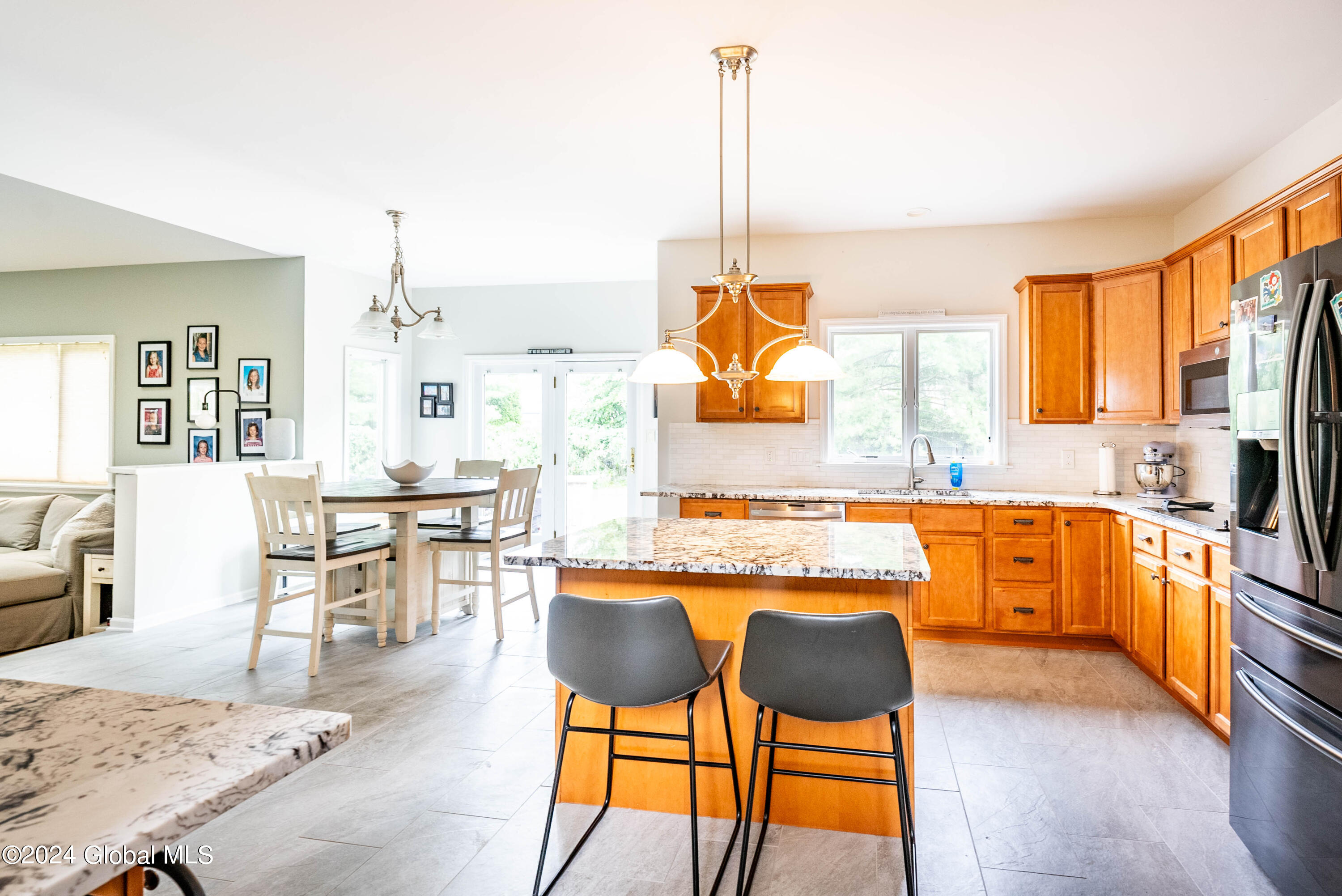 4017 Newcastle Road Schenectady, NY 12303 - Photo 17 of 58 18
