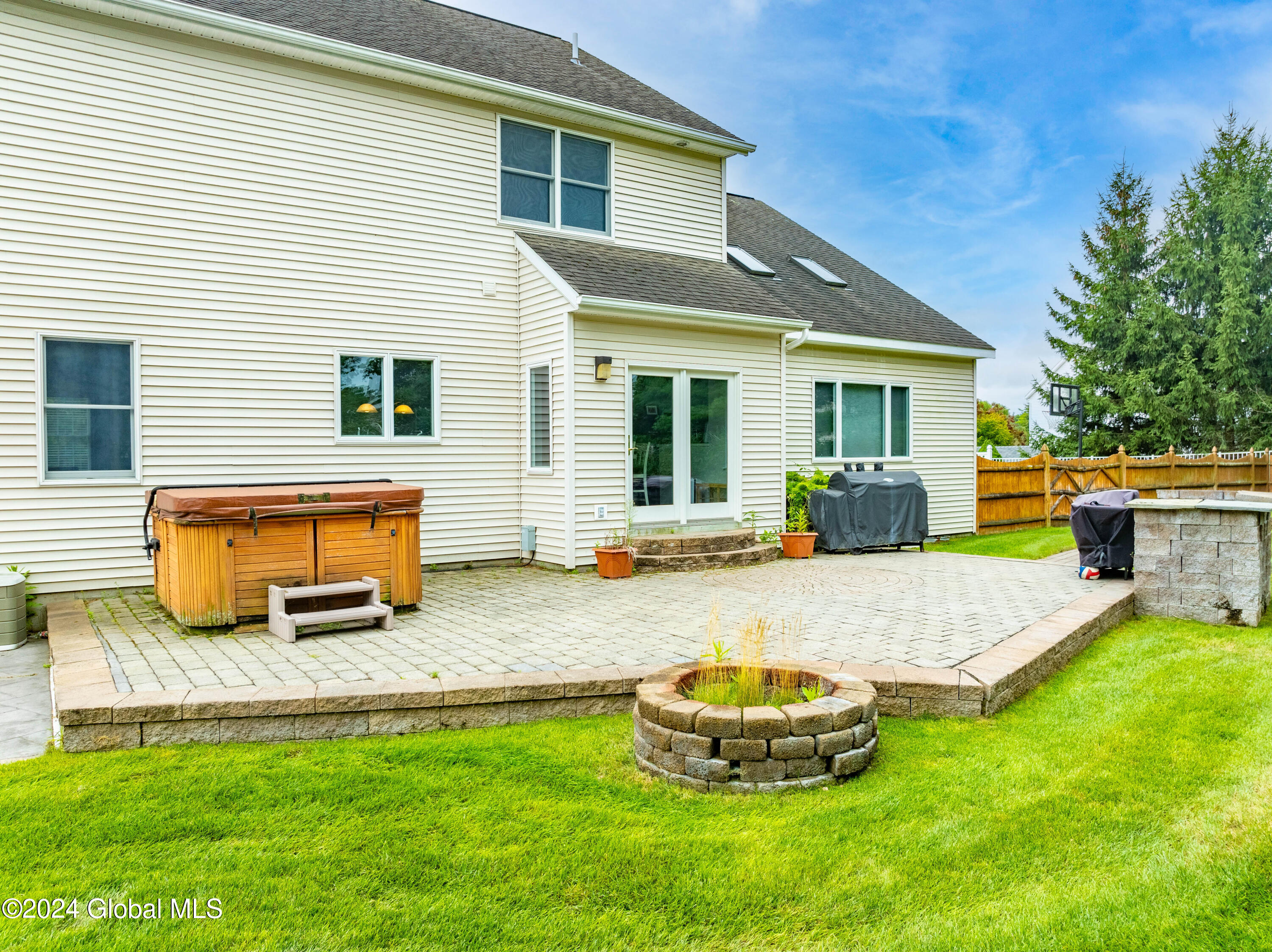 4017 Newcastle Road Schenectady, NY 12303 - Photo 46 of 58 43
