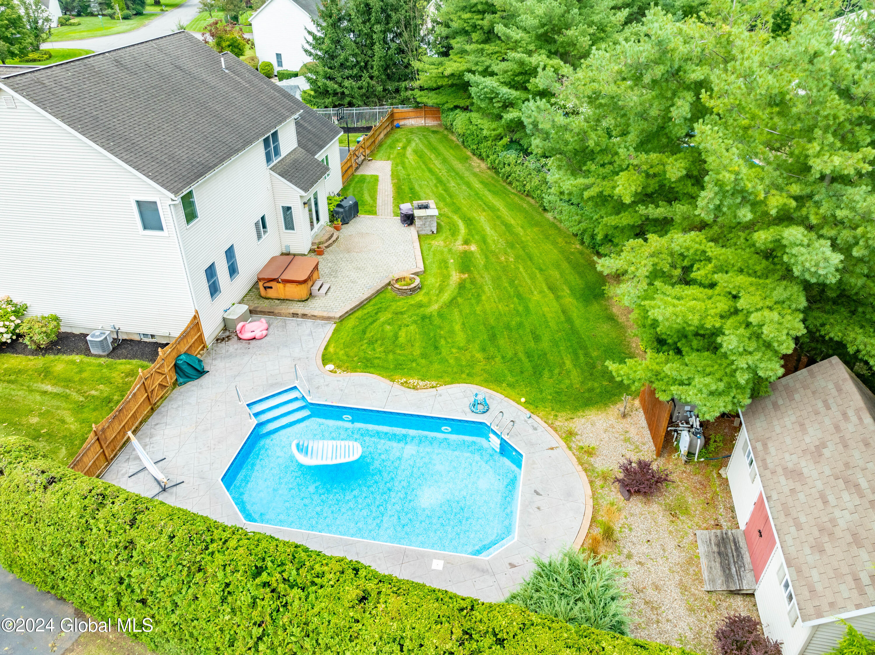 4017 Newcastle Road Schenectady, NY 12303 - Photo 51 of 58 48