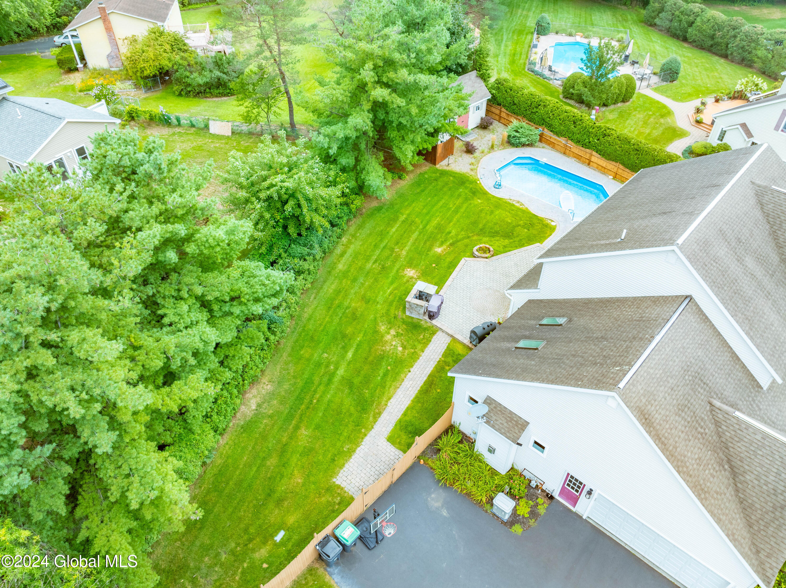 4017 Newcastle Road Schenectady, NY 12303 - Photo 54 of 58 40