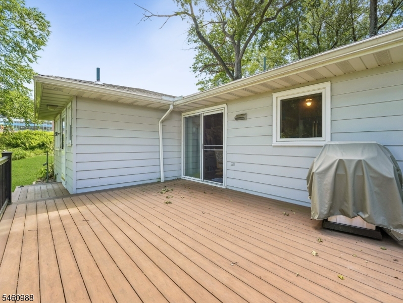 45 Sunset Road Bloomingdale, NJ 07403 - Photo 24 of 31 Gallery Image 24