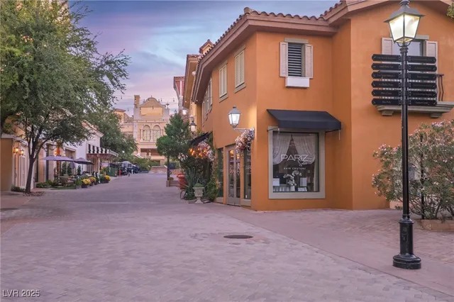 $679,000 | 1129 Via Della Costrella, Henderson, NV 89011