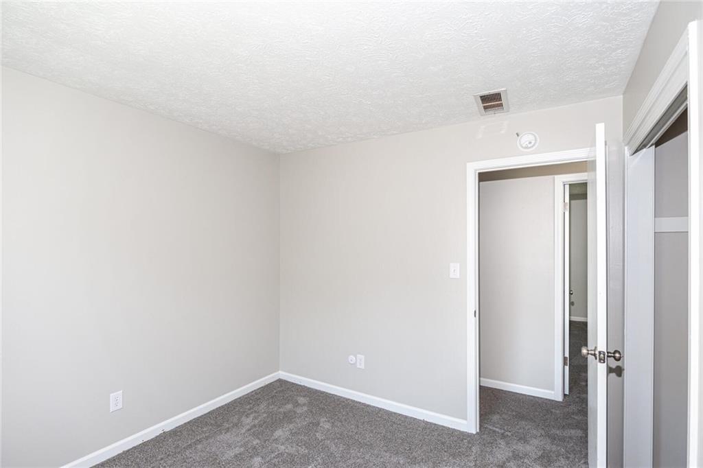 982 Stonegate Road Greenwood, IN 46142 - Photo 25 of 31 Gallery Image 25