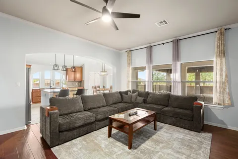 $650,000 | 201 North Rawhide Trail, Liberty Hill, TX 78642