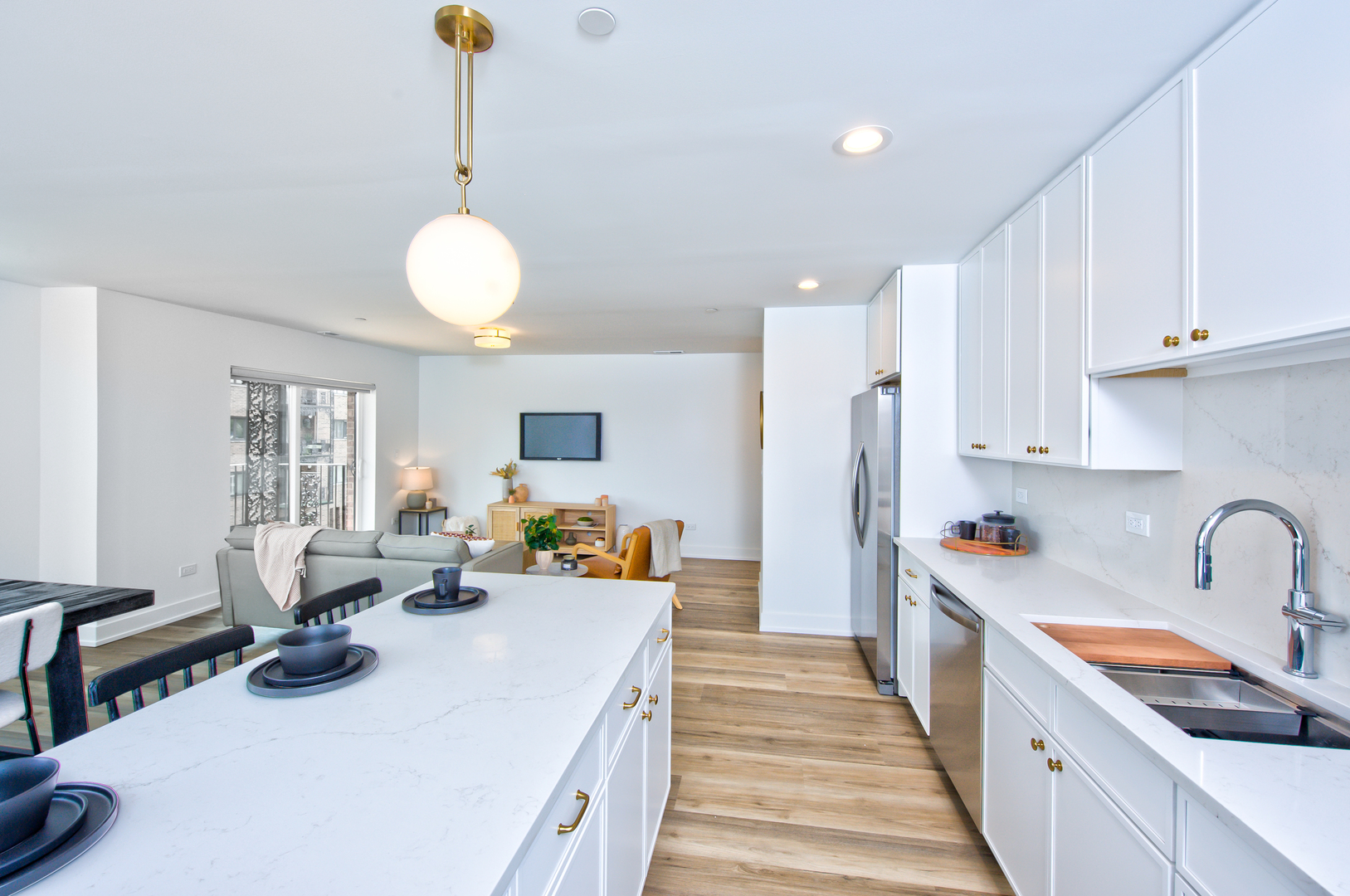 9396 Landings Lane, Unit 301 Des Plaines, IL 60016 - Photo 20 of 31