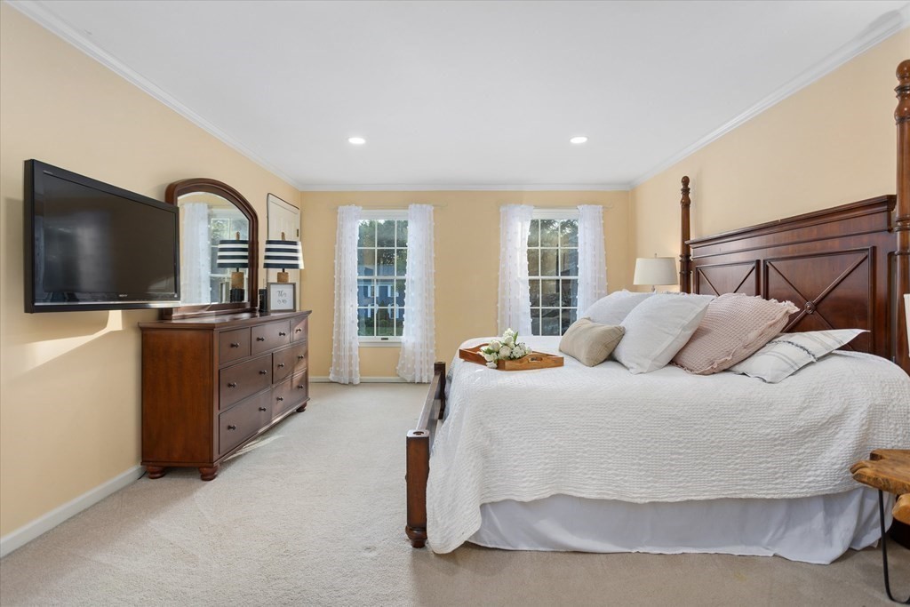 11 Carter Road Shrewsbury, MA 01545 - Photo 23 of 42 Gallery Image 23