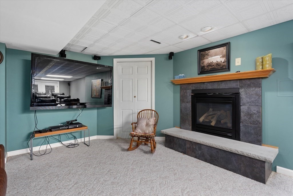 11 Carter Road Shrewsbury, MA 01545 - Photo 36 of 42 Gallery Image 36
