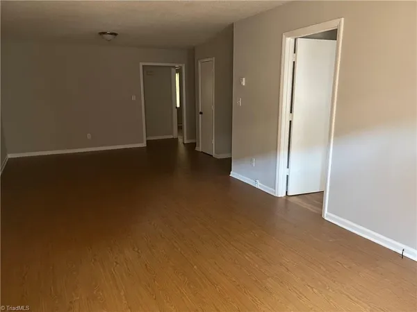 $995 | 1303 East Green Drive, High Point, NC 27260