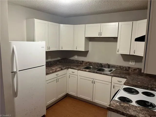 $995 | 1303 East Green Drive, High Point, NC 27260