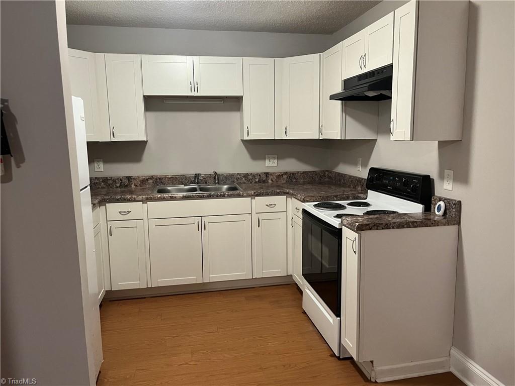 1303 East Green Drive High Point, NC 27260 - Photo 9 of 12