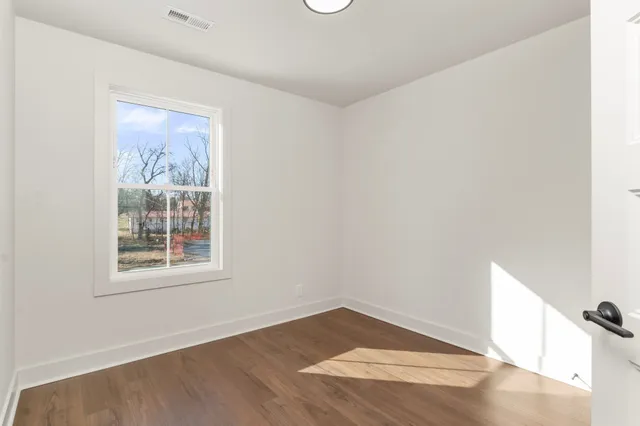 $359,900 | 67 Holland Park, Clarksville, TN 37043