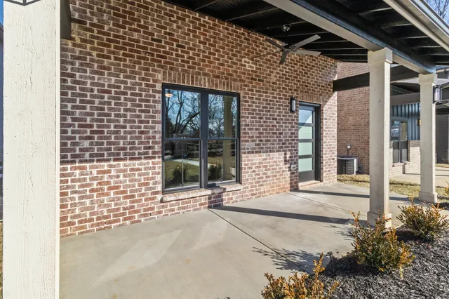 $359,900 | 67 Holland Park, Clarksville, TN 37043