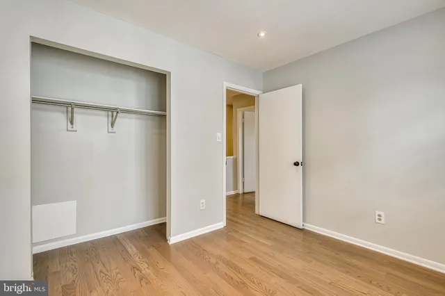 $2,950 | 1820 North Barton Street, Arlington, VA 22201