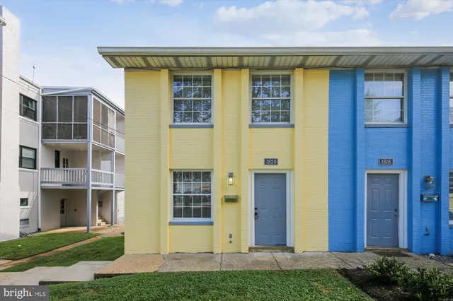 $2,950 | 1820 North Barton Street, Arlington, VA 22201