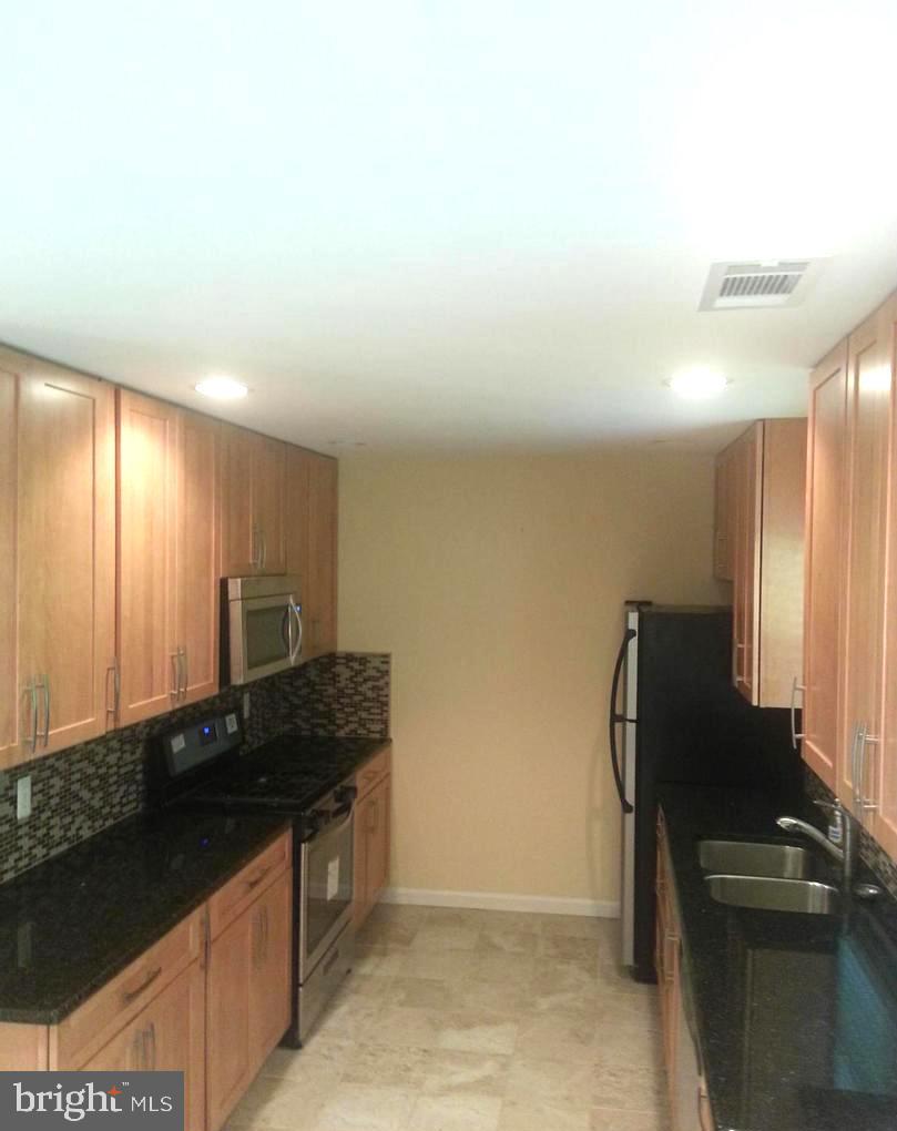 4522 Glendale Road Woodbridge, VA 22193 - Photo 4 of 5
